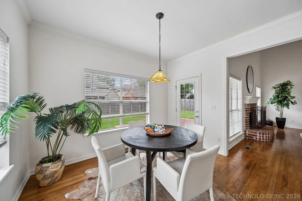 8752 E 102nd Street Tulsa, OK 74133