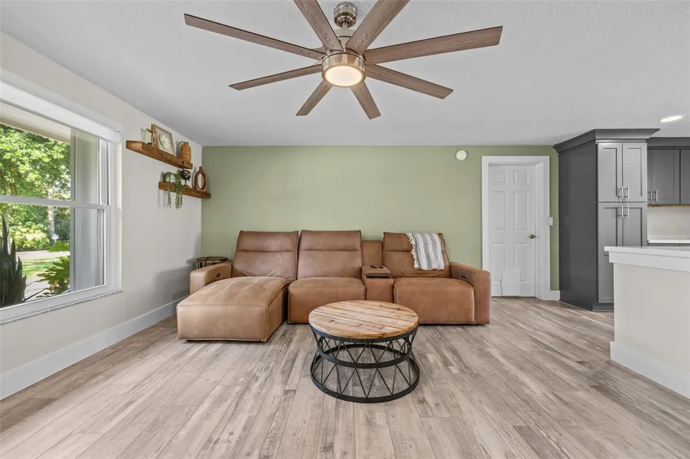 1223 BILTMORE DRIVE Fort Myers, FL 33901