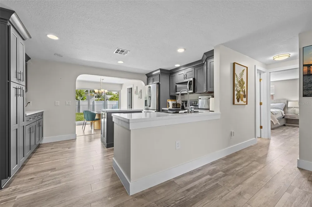 1223 BILTMORE DRIVE Fort Myers, FL 33901