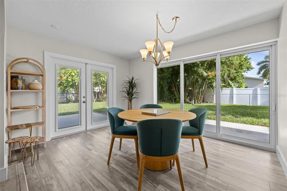 1223 BILTMORE DRIVE Fort Myers, FL 33901