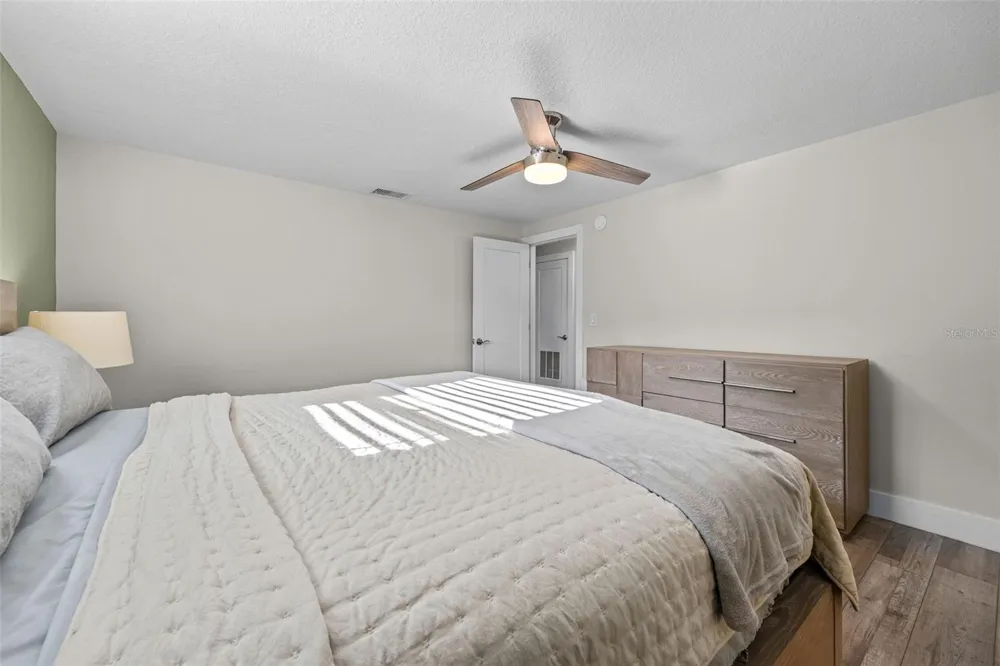 1223 BILTMORE DRIVE Fort Myers, FL 33901