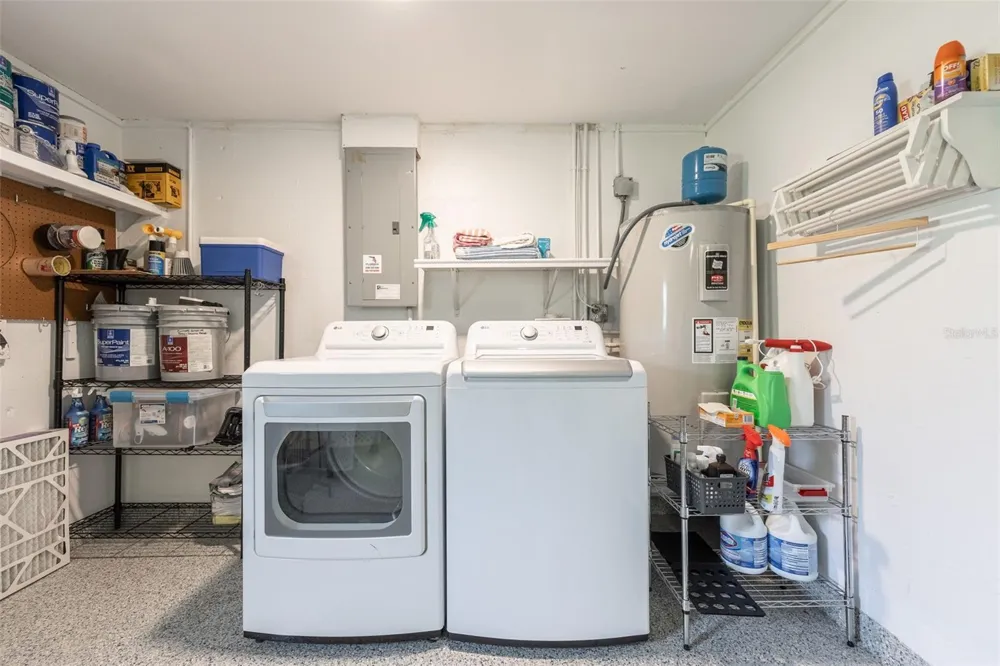 1223 BILTMORE DRIVE Fort Myers, FL 33901