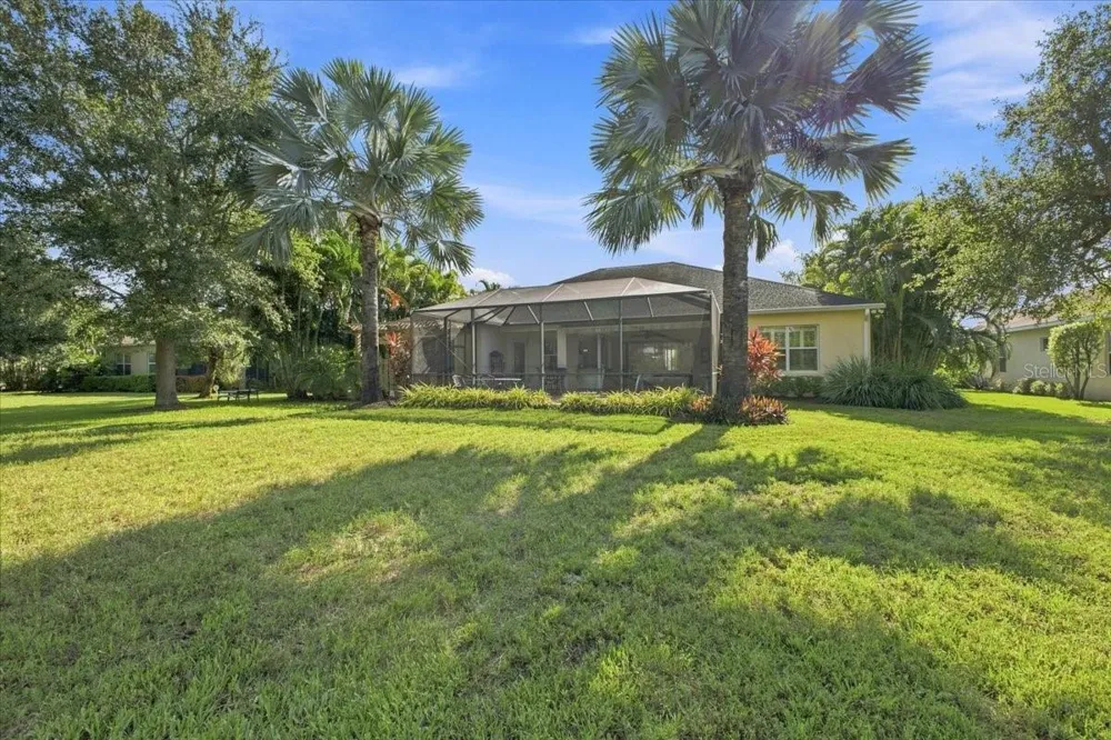 4704 SENECA PARK TRAIL Bradenton, FL 34211