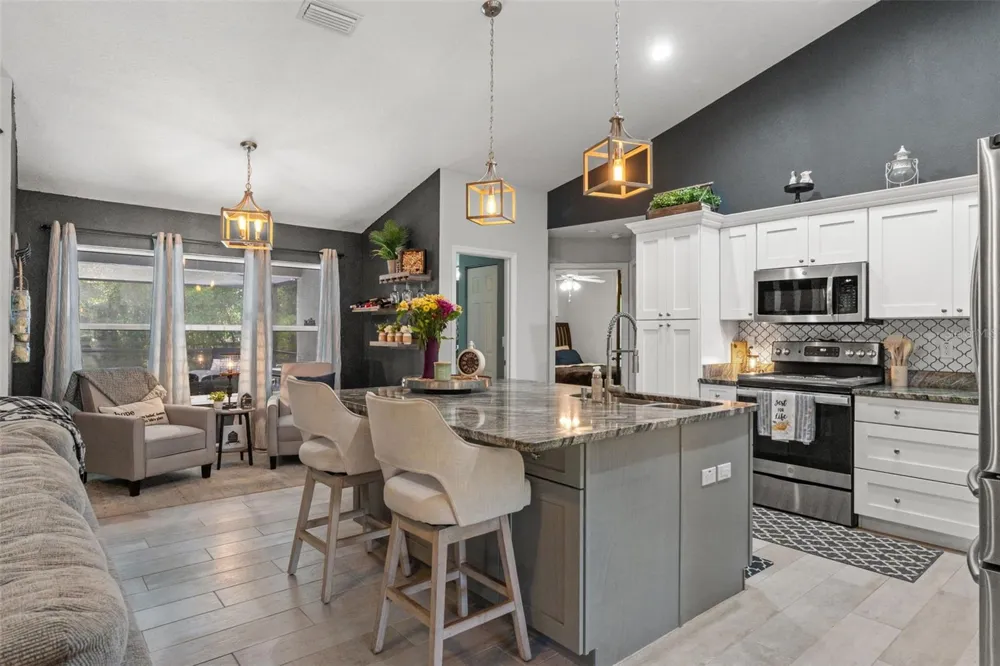 4631 RUSHMORE LOOP Beverly Hills, FL 34465