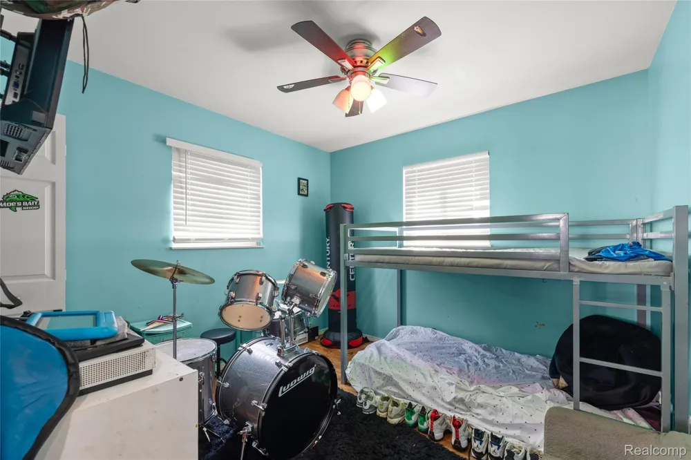 23421 Allor Street St Clair Shores City, MI 48082
