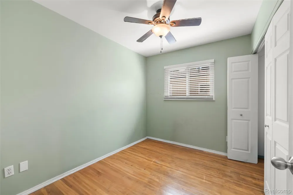 23421 Allor Street St Clair Shores City, MI 48082