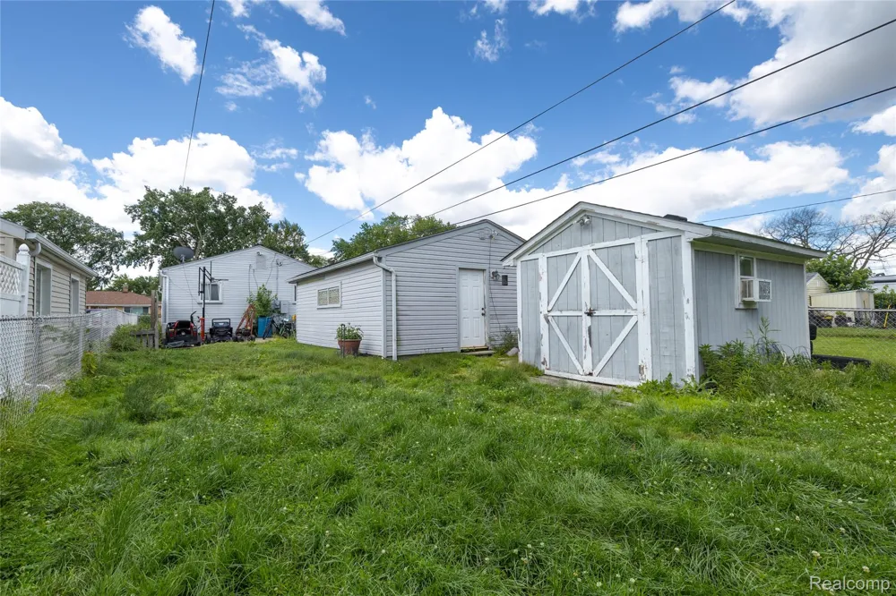23421 Allor Street St Clair Shores City, MI 48082
