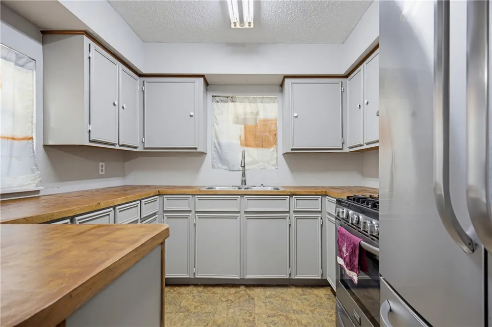 6244 Sandy Hollow Drive Robstown, TX 78380