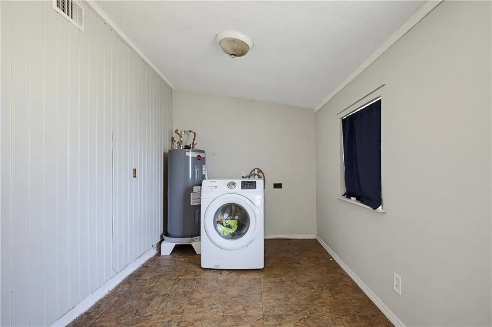 6244 Sandy Hollow Drive Robstown, TX 78380