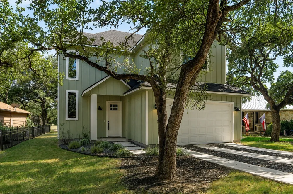 12 Wilson Circle Wimberley, TX 78676