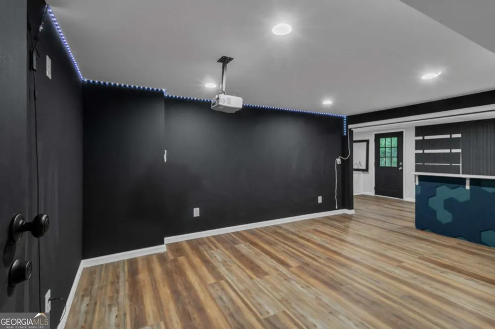 8804 willow creek CT Douglasville, GA 30135