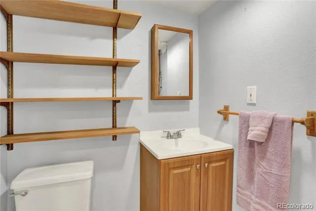 9543 Hagen Court Highlands Ranch, CO 80126