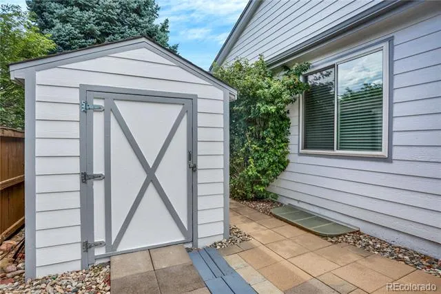 9543 Hagen Court Highlands Ranch, CO 80126