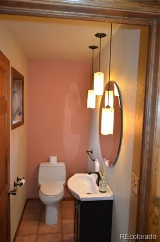 6011 County Road 210 Salida, CO 81201