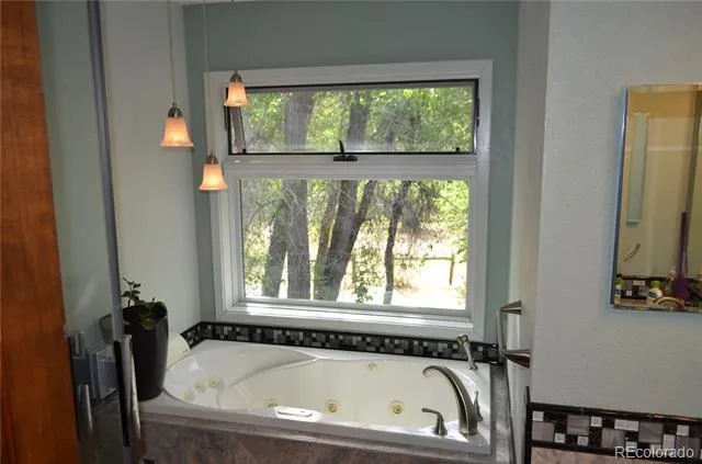 6011 County Road 210 Salida, CO 81201