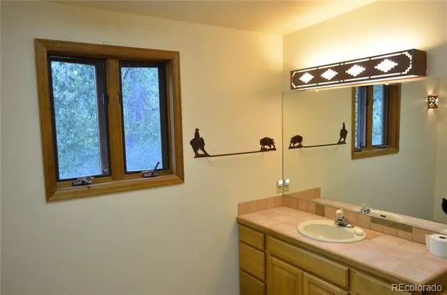 6011 County Road 210 Salida, CO 81201