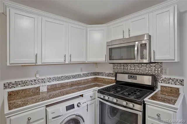 3089 W 18th Avenue Denver, CO 80204