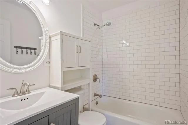 3089 W 18th Avenue Denver, CO 80204