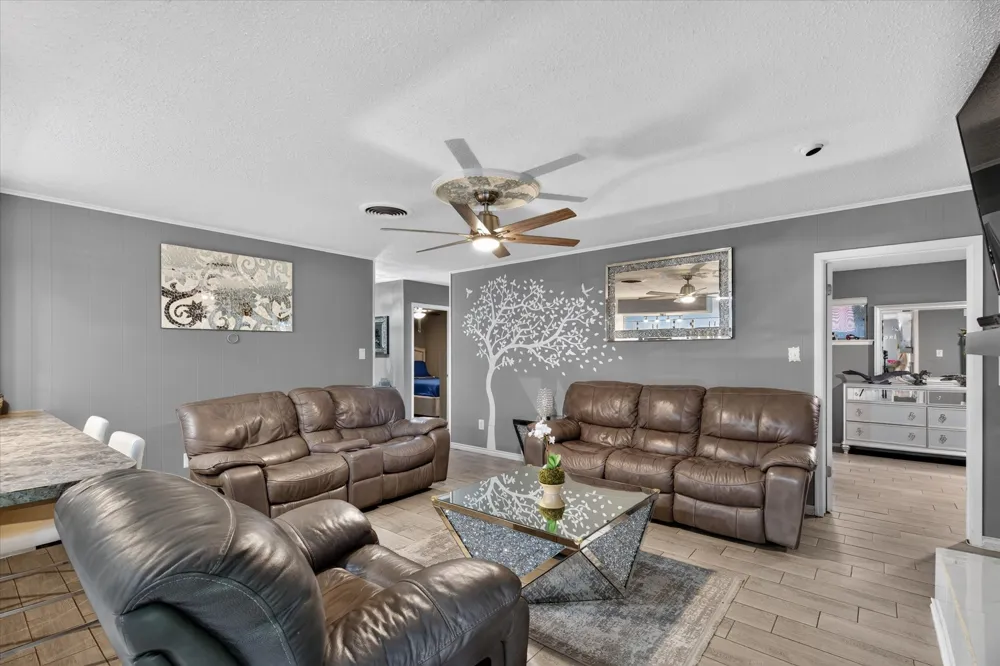 1317 W Redbud Drive Hurst, TX 76053