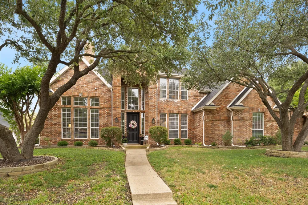 621 Liechty Court Heath, TX 75032