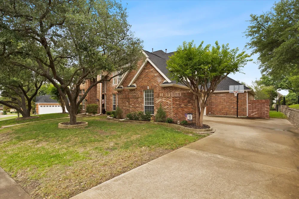 621 Liechty Court Heath, TX 75032