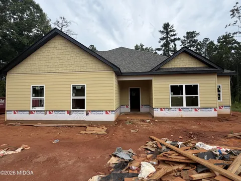 195 Lakemere Lane NW