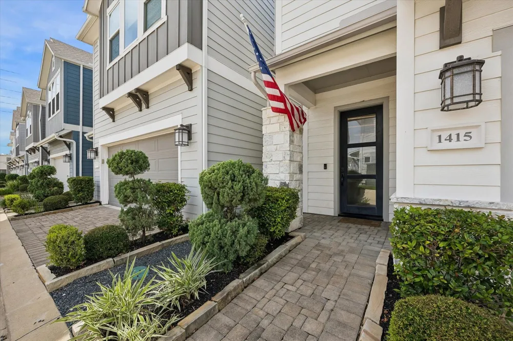 1415 Biondo Way Houston, TX 77008