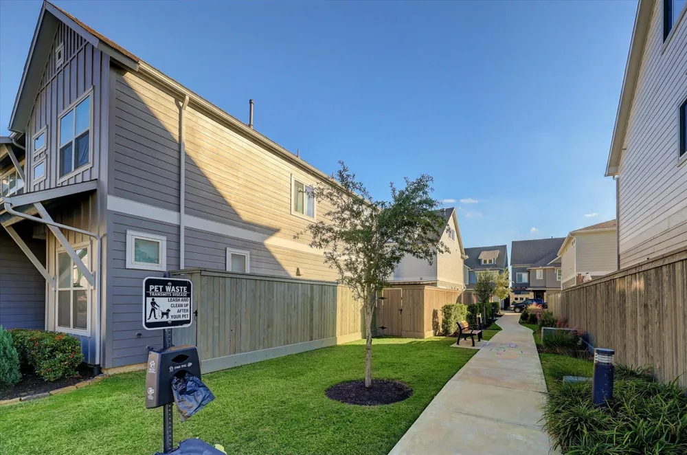 1415 Biondo Way Houston, TX 77008