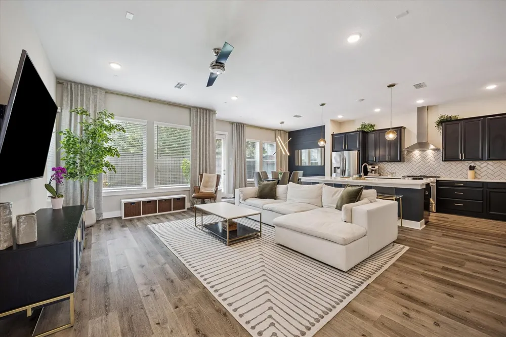 1415 Biondo Way Houston, TX 77008