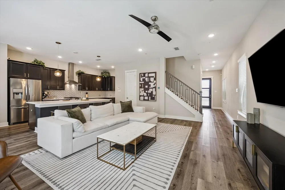 1415 Biondo Way Houston, TX 77008