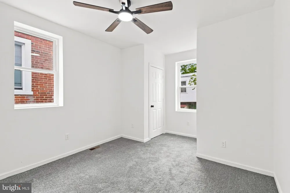 5039 SMEDLEY STREET Philadelphia, PA 19141
