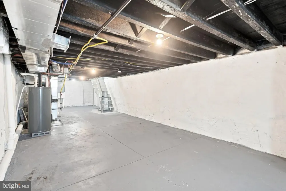 5039 SMEDLEY STREET Philadelphia, PA 19141