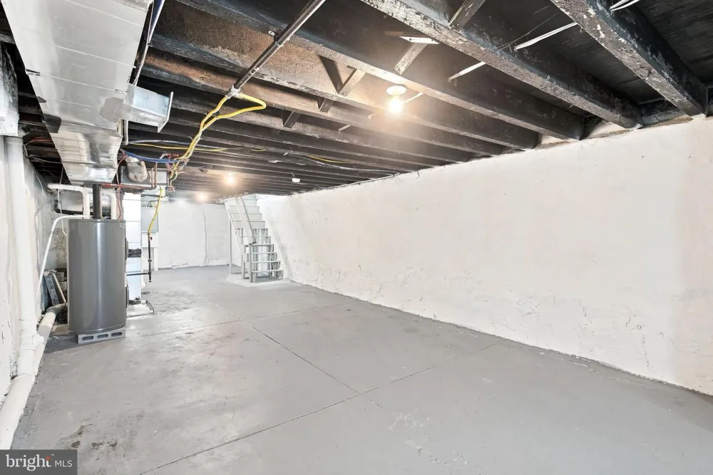 5039 SMEDLEY STREET Philadelphia, PA 19141