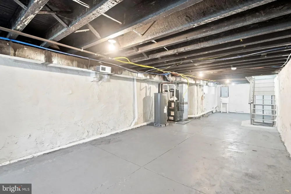 5039 SMEDLEY STREET Philadelphia, PA 19141