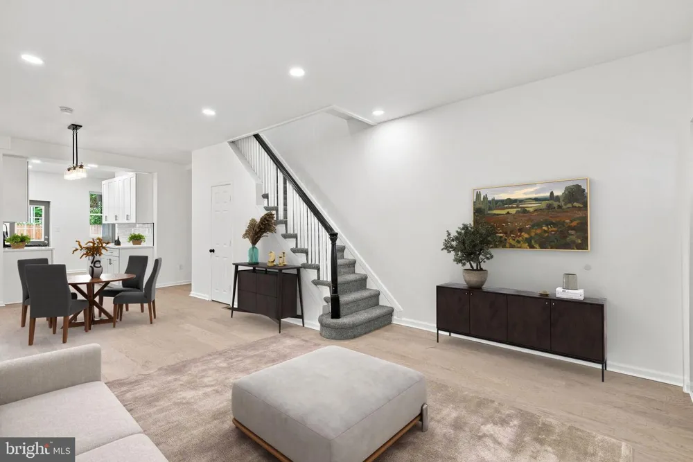 5039 SMEDLEY STREET Philadelphia, PA 19141