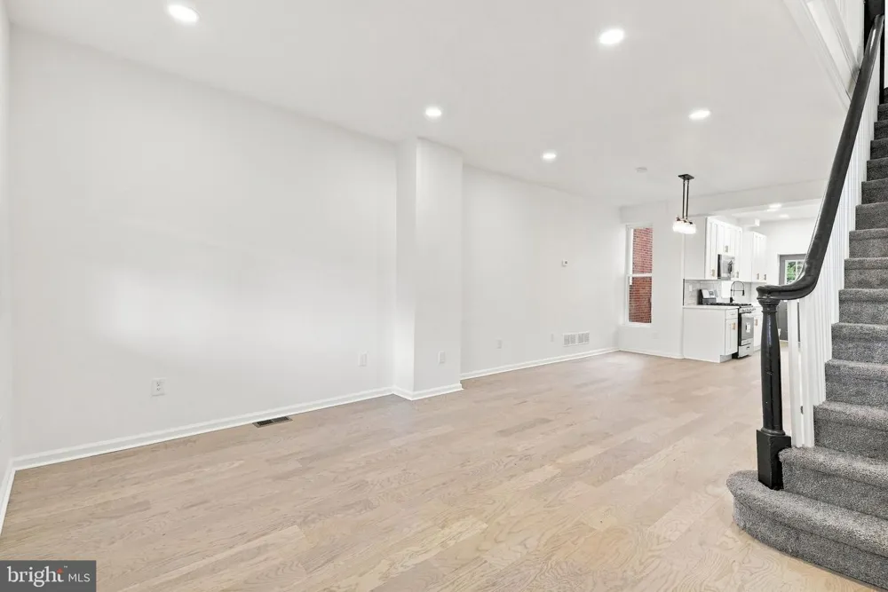 5039 SMEDLEY STREET Philadelphia, PA 19141
