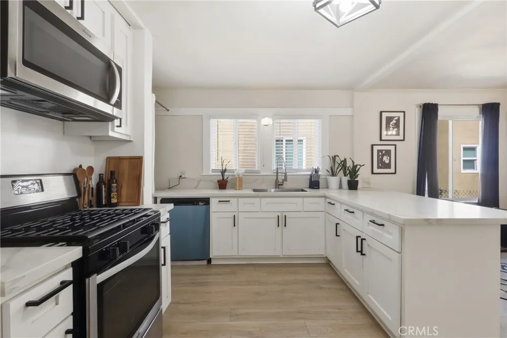 2016 248th Street Lomita, CA 90717