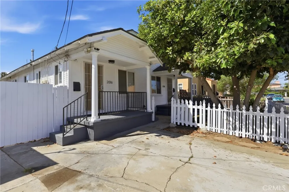 2016 248th Street Lomita, CA 90717