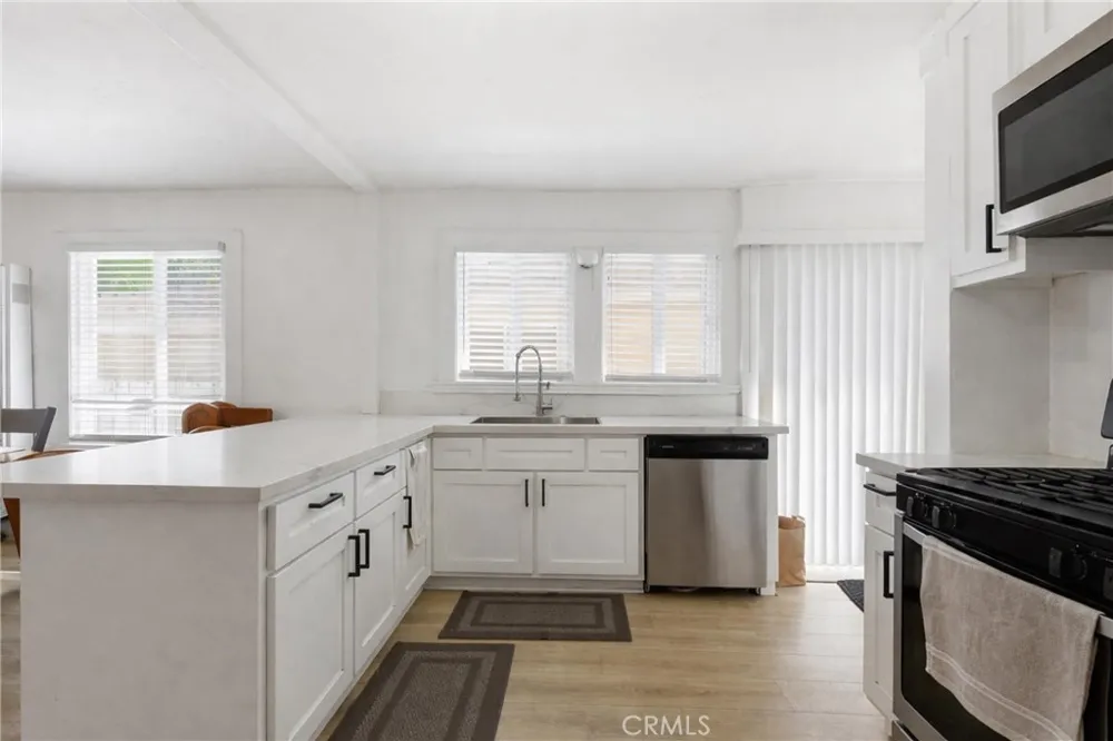 2016 248th Street Lomita, CA 90717