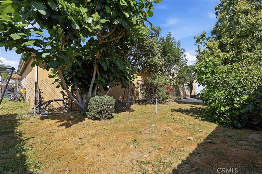 2016 248th Street Lomita, CA 90717