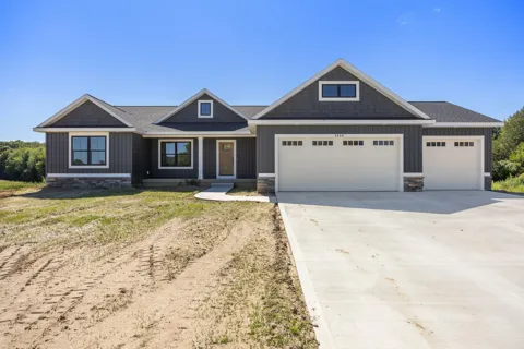 3286 Stonehill Court