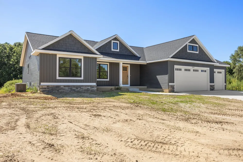 3286 Stonehill Court Wayland, MI 49348