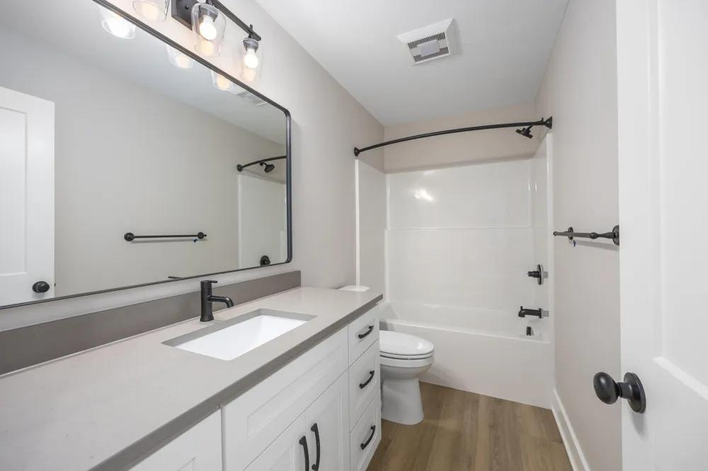 3286 Stonehill Court Wayland, MI 49348