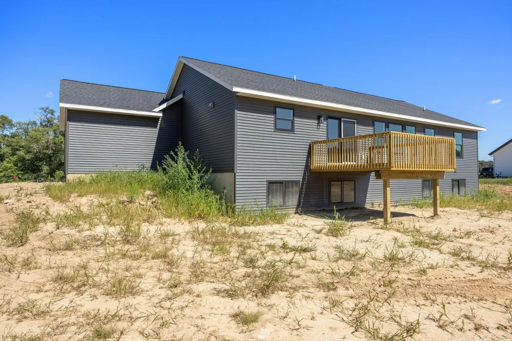 3286 Stonehill Court Wayland, MI 49348