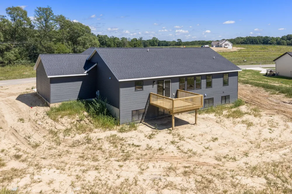 3286 Stonehill Court Wayland, MI 49348