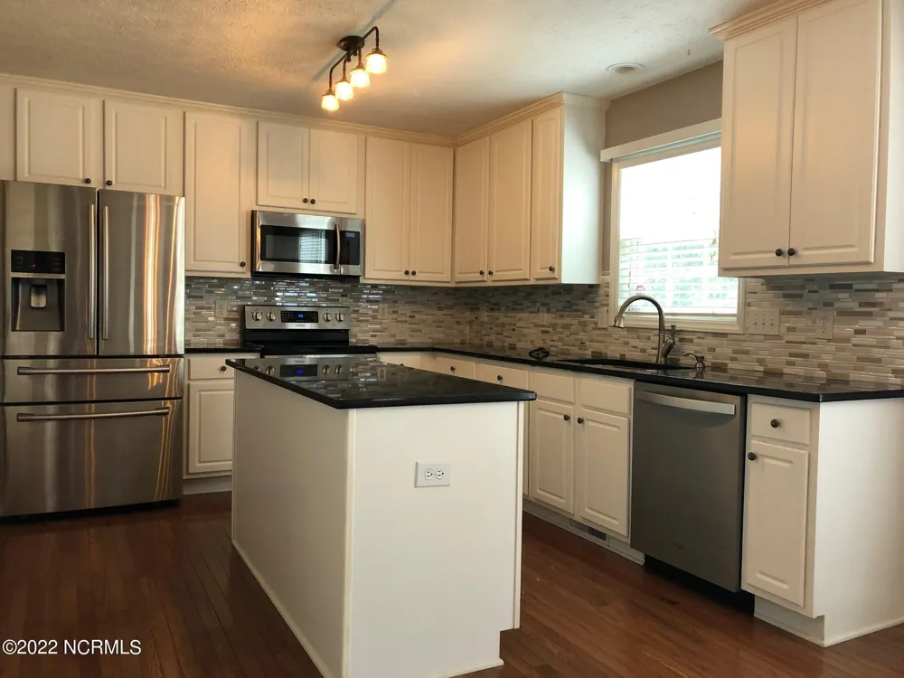 1000 Magnolia Drive Aberdeen, NC 28315