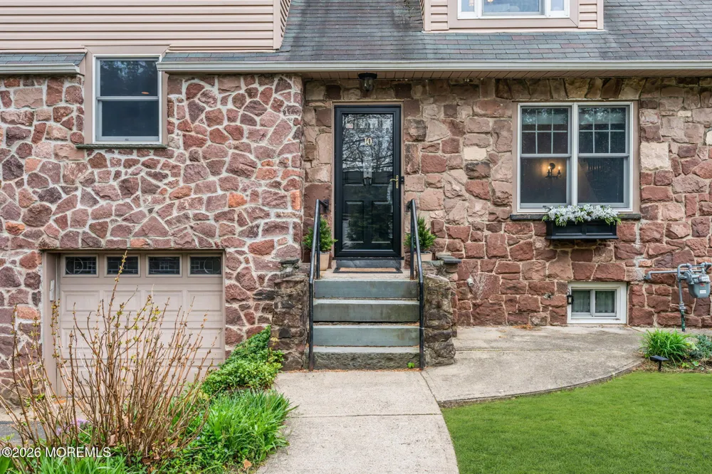 10 Passaic Avenue Roseland, NJ 07068