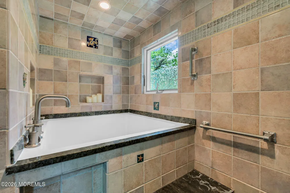 10 Passaic Avenue Roseland, NJ 07068