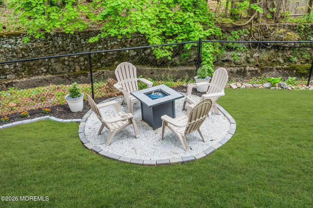 10 Passaic Avenue Roseland, NJ 07068