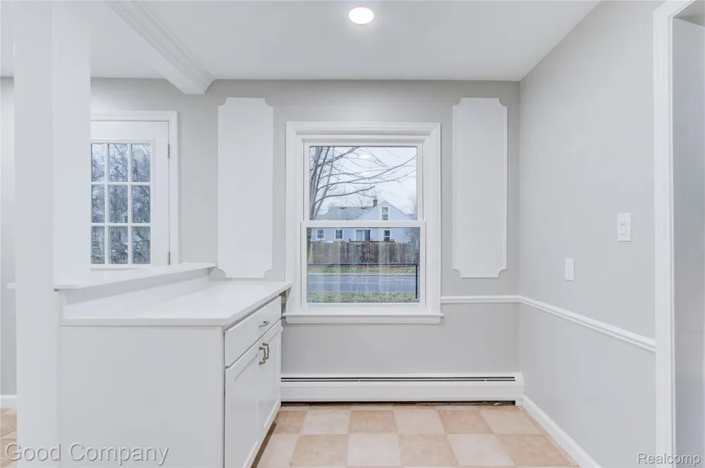 1710 Woodward Heights Ferndale City, MI 48220